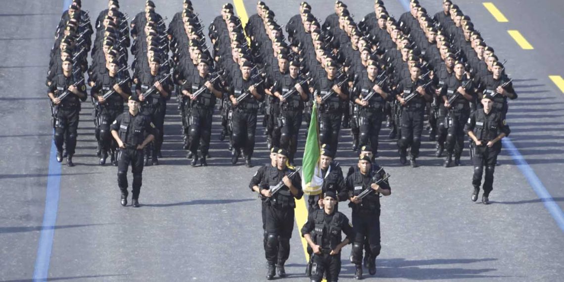 الشرطة الجزائرية تواصل مسيرة العصرنة بقيــادة الرئيـس تبـون