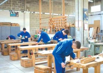 «صنعة».. رؤية جديدة للتكوين المهني