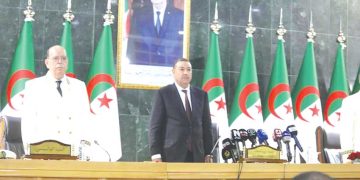 الرئيس تبون حريص على متابعة الشأن المحلي وتقييم المسؤولين