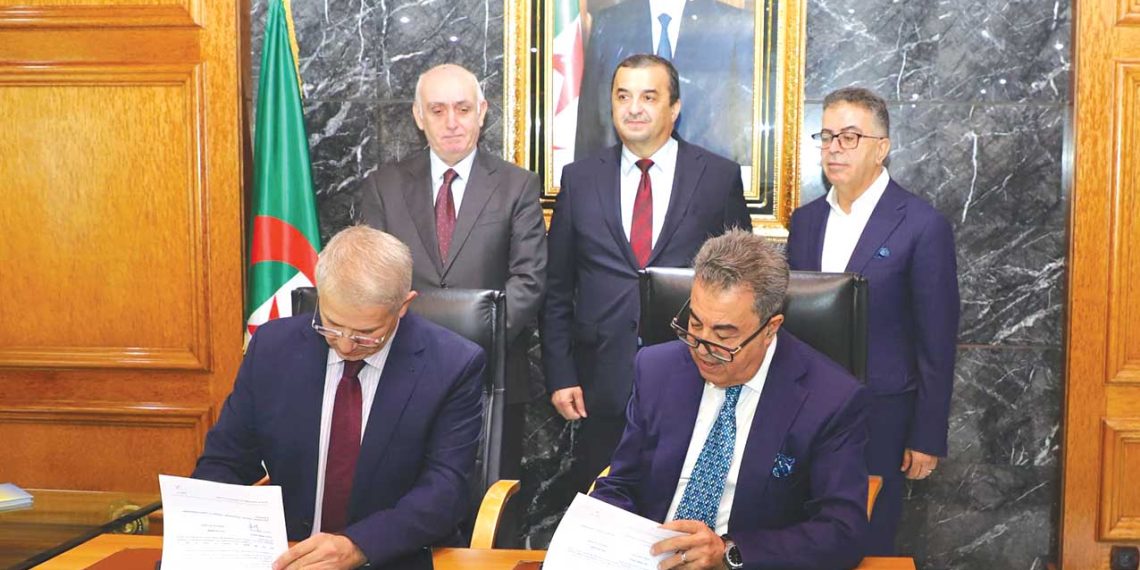 مشاريع مبتكــرة لتطوير النسيـج الصناعـي الوطنـــي
