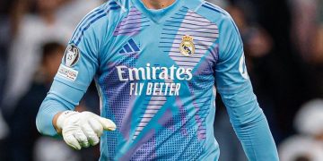 كورتوا يُطمئن جماهير ريال مدريد