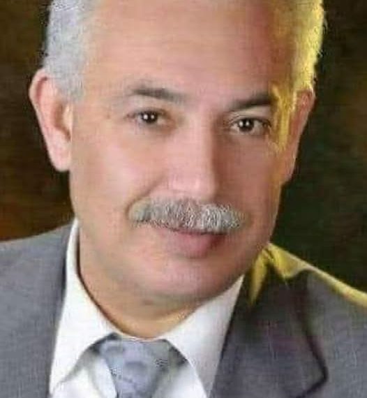 حين يرتدي الجهل قنـــاع المعرفـة