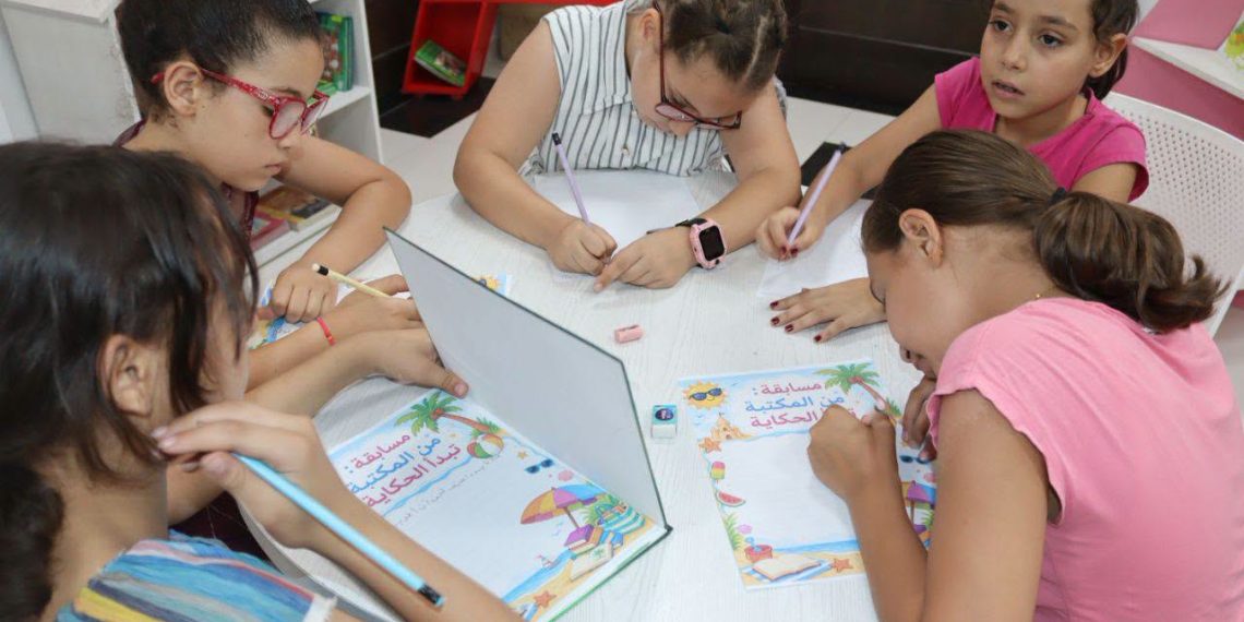 مكتبــة “مصطفى نطــور” ورشــة إبـــداع مفتوحـــة