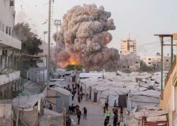 الاحتلال يشن ّهجومـا واسـعا ضـد مخيم قلنديــــا