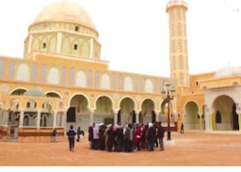 طلبــة الزاويـة التيجانيـة فـي  ضيافــة عـين طابة