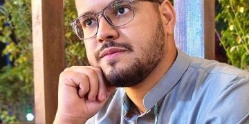 القصيدة وسيلة لفهم الذات والعالم