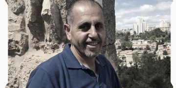 سبع سنواتٍ عالقًا في محاكم الاحتلال