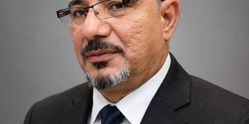 التماسيح السياسية