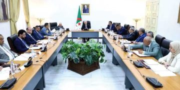مجلـس الأمة يدعــم قــرار قطع العلاقـات مــع الإمـــارات