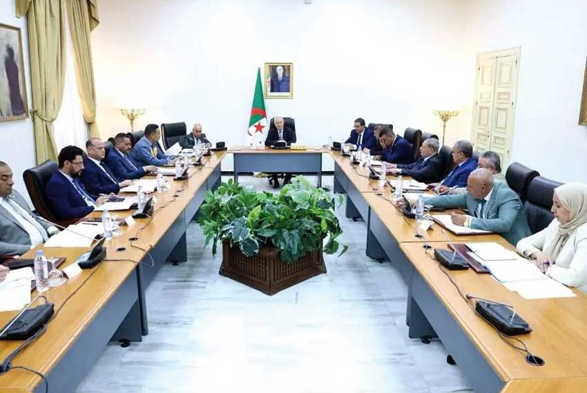 مجلـس الأمة يدعــم قــرار قطع العلاقـات مــع الإمـــارات