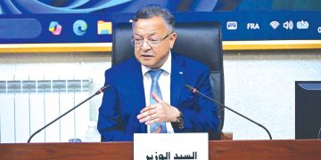 نظـام وطنـي شامل لتعميـم استعمال الذكـاء الاصطناعـــي