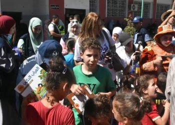 الفـن يـزرع الأمـل في نفـوس الأطفـال