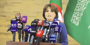 رهان المعرفة.. تعزيز علاقة الأجيال الصاعدة بالكتاب