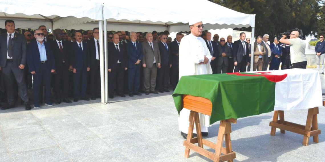 الجزائر تودّع مجاهدا كبيرا وقائدا ألمعياً