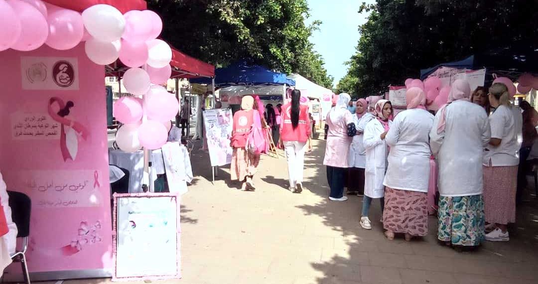 قوافـــل طبيـة تعـزّز الكشـــف المبكــــّر عـــن السّرطــان