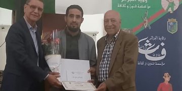 «فنـون وثقافـة» تتـوّج الفائزيـن في «الكلمـة المعبرة»