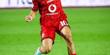 بكرار يقود الأهلي إلى حسم مواجهة الزمالك