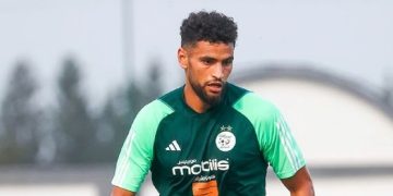 زرقان على “رادار” نابولي وميلانو