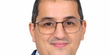 شغـف بلقـاء كبـار المفكرين وإقبــال على الأسمـاء الشابـــة
