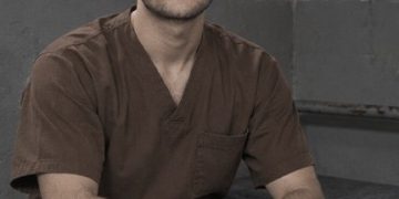 محمــد  رمضــان  يبـدأ اعتقـالا إداريـــا جديـدا